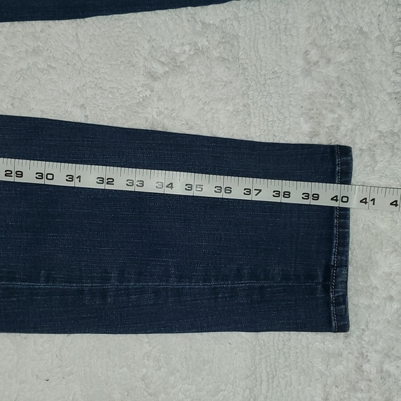 Jeans 🥳 - Picture 6 of 10